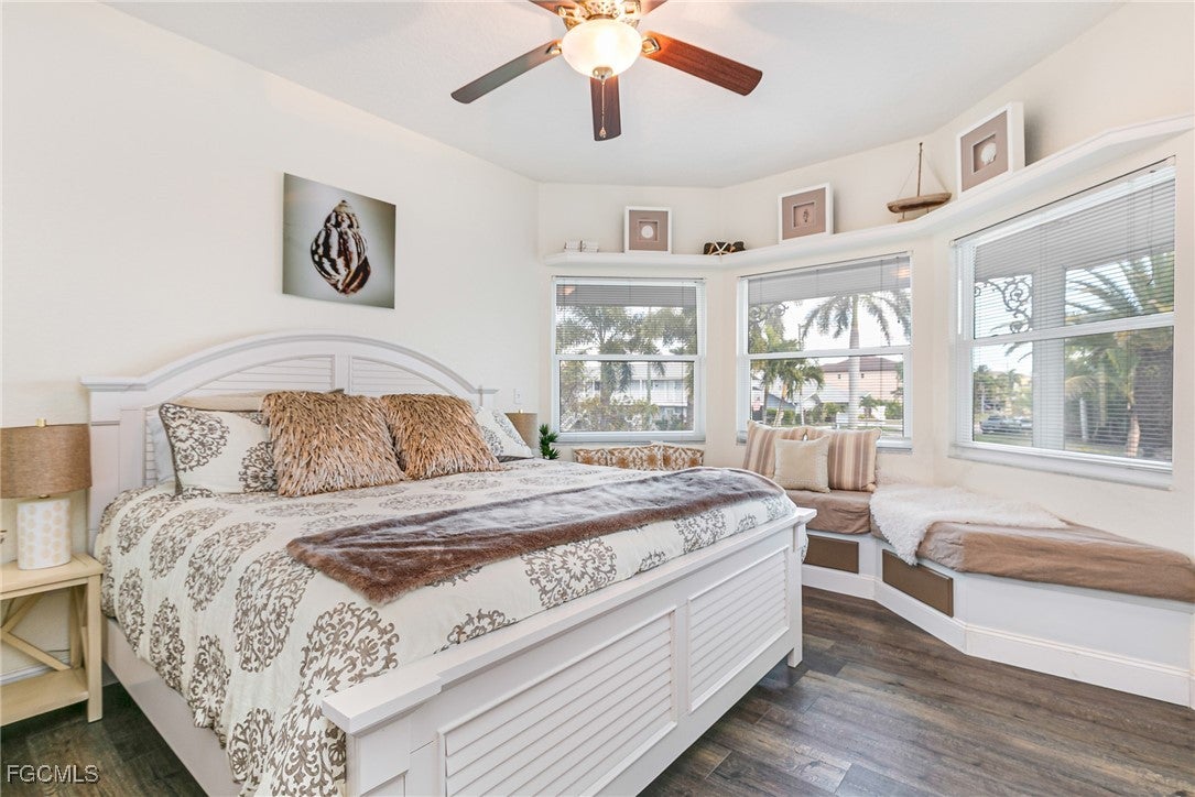 Matlacha, Florida, 33993, United States, 5 Bedrooms Bedrooms, ,5 BathroomsBathrooms,Residential,Active,2007225