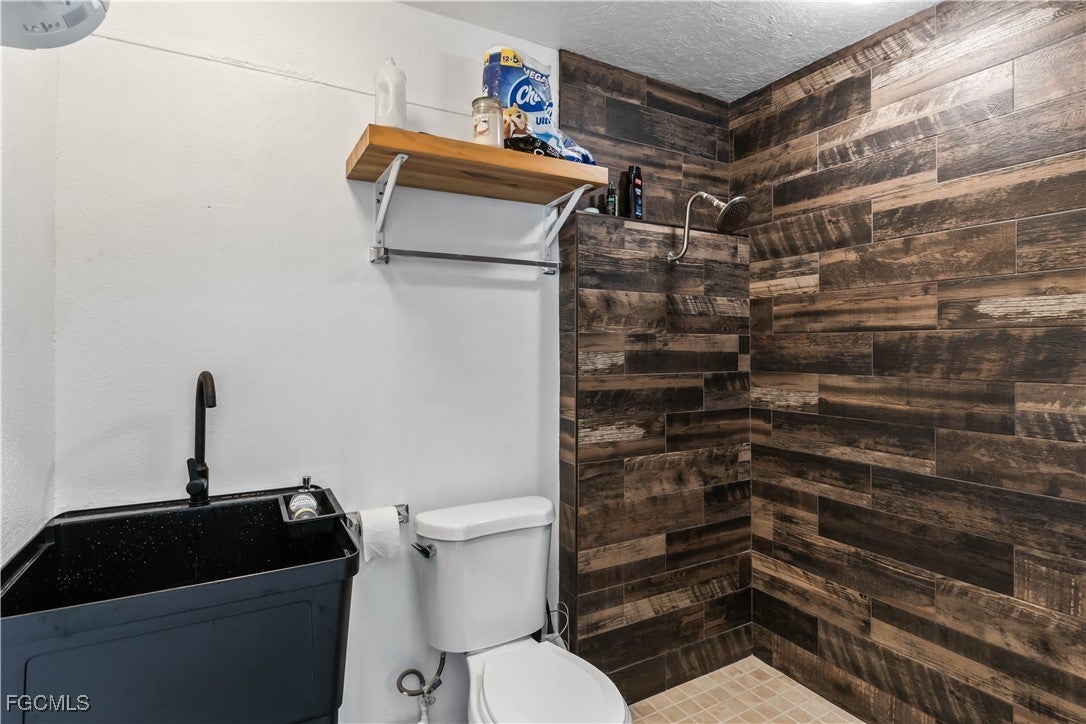 Punta Gorda, Florida, 33955, United States, 2 Bedrooms Bedrooms, ,4 BathroomsBathrooms,Residential,Active,1894224