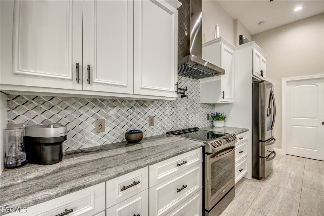 Cape Coral, Florida, 33991, United States, 4 Bedrooms Bedrooms, ,2 BathroomsBathrooms,Residential,Active,2007114