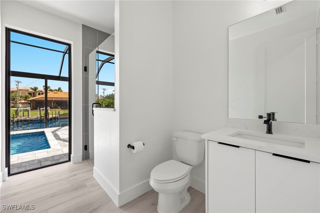 Cape Coral, Florida, 33914, United States, ,3 BathroomsBathrooms,Residential,Active,1782576