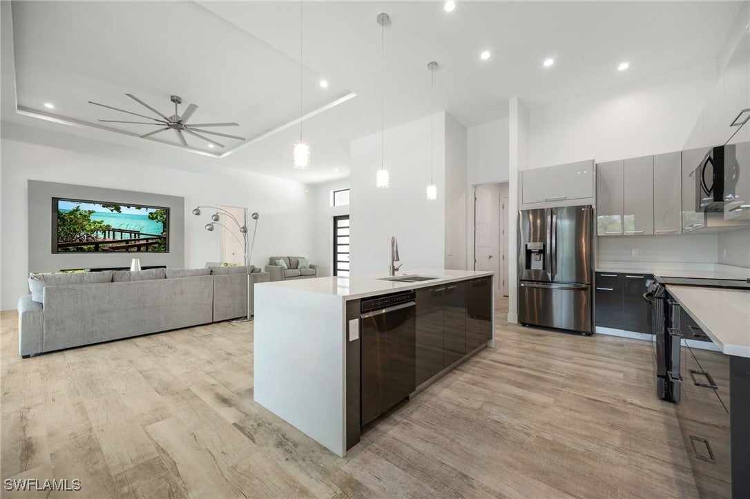 Cape Coral, Florida, 33990, United States, 3 Bedrooms Bedrooms, ,3 BathroomsBathrooms,Residential,Active,1877773