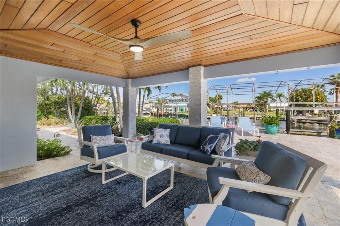 Fort Myers Beach, Florida, 33931, United States, 3 Bedrooms Bedrooms, ,3 BathroomsBathrooms,Residential,Active,1902947