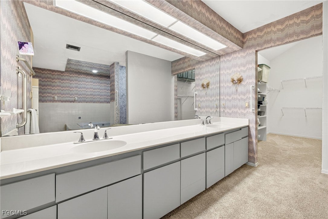 Fort Myers, Florida, 33908, United States, 5 Bedrooms Bedrooms, ,5 BathroomsBathrooms,Residential,Active,1919401