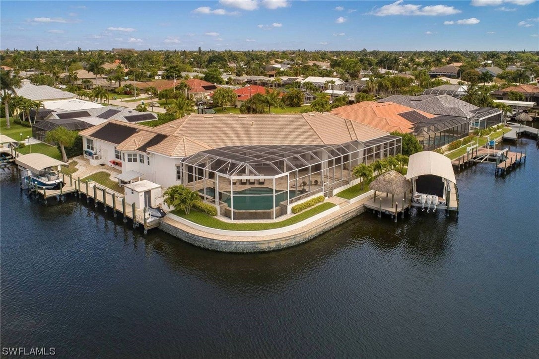 Cape Coral, Florida, 33904, United States, ,5 BathroomsBathrooms,Residential,Active,1704827