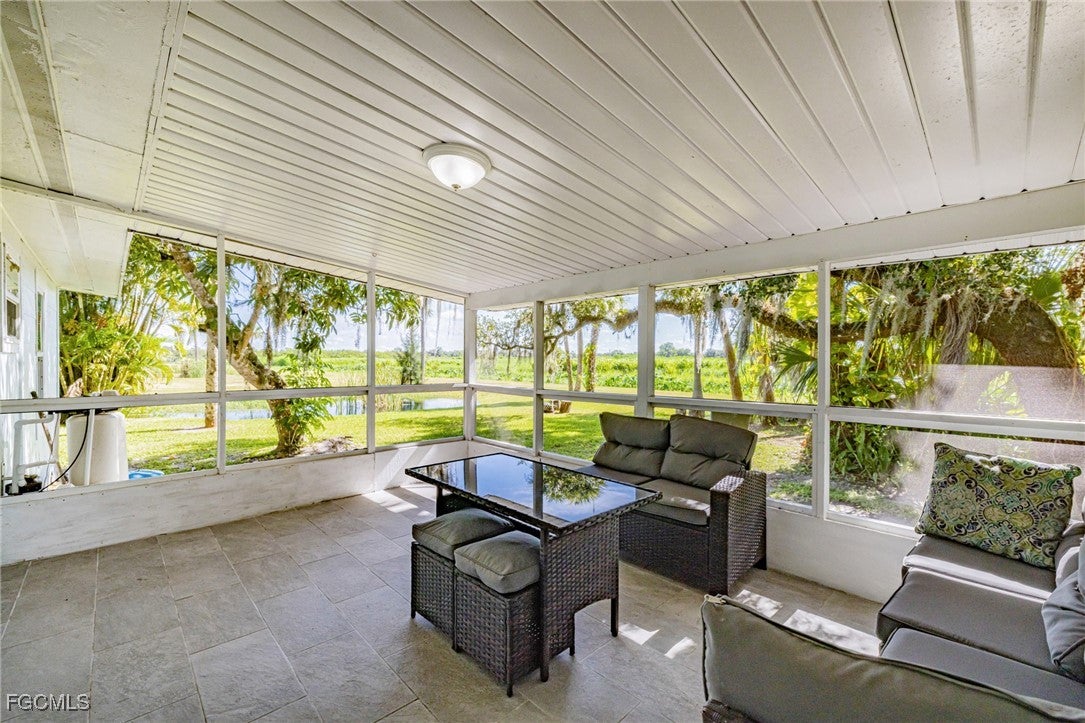 Alva, Florida, 33920, United States, 6 Bedrooms Bedrooms, ,4 BathroomsBathrooms,Residential,Active,2010171