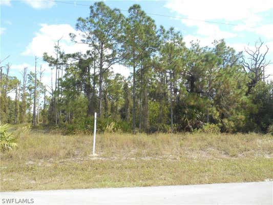 305 YATES AVE S, LEHIGH ACRES, FL 33974, photo 4 of 7