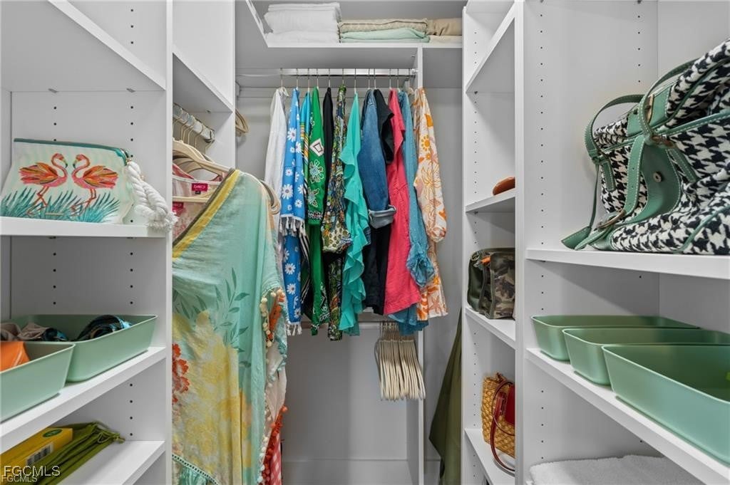 Fort Myers Beach, Florida, 33931, United States, 3 Bedrooms Bedrooms, ,3 BathroomsBathrooms,Residential,Active,1945460