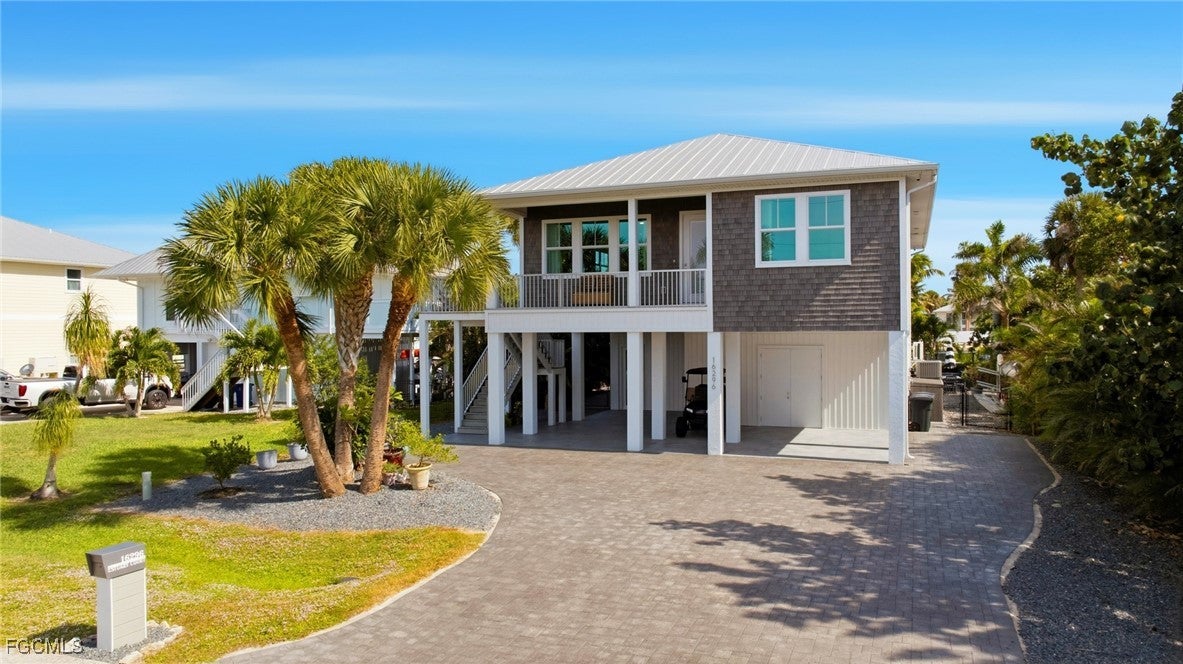 Bokeelia, Florida, 33922, United States, 4 Bedrooms Bedrooms, ,2 BathroomsBathrooms,Residential,Active,1992253