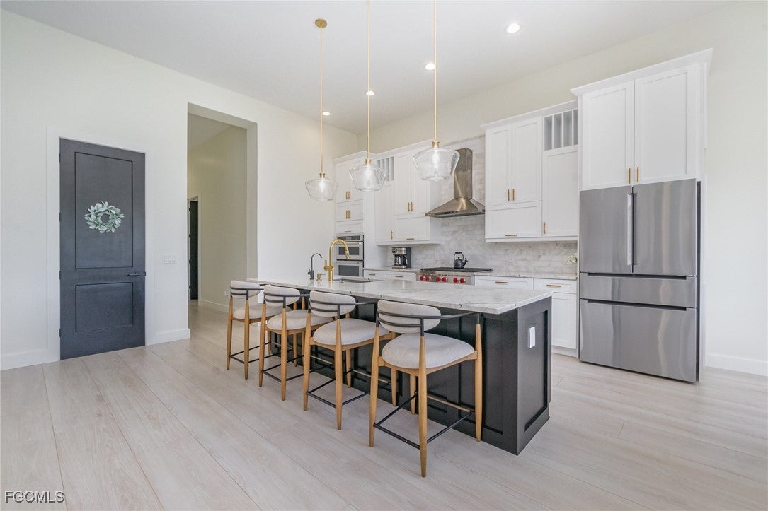 Cape Coral, Florida, 33993, United States, 5 Bedrooms Bedrooms, ,5 BathroomsBathrooms,Residential,Active,1989762