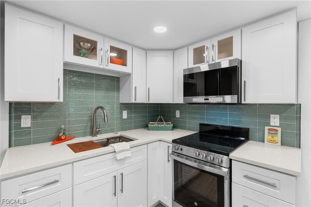 Fort Myers Beach, Florida, 33931, United States, 3 Bedrooms Bedrooms, ,3 BathroomsBathrooms,Residential,Active,1945460