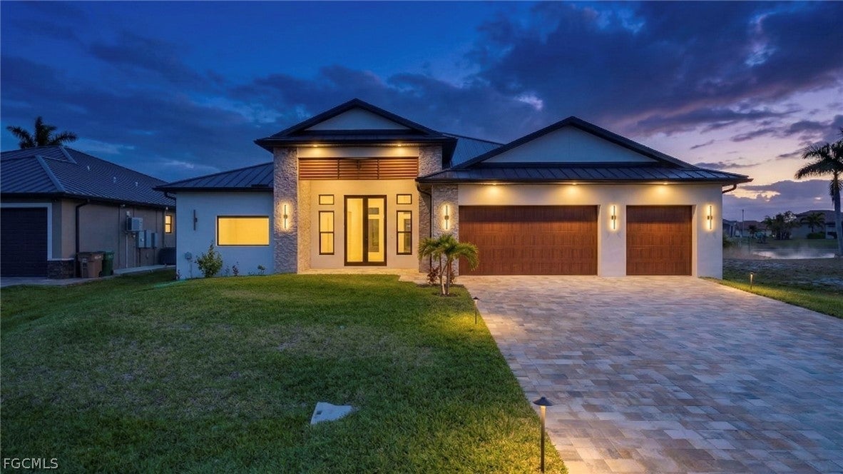 Cape Coral, Florida, 33993, United States, 3 Bedrooms Bedrooms, ,3 BathroomsBathrooms,Residential,Active,2024179