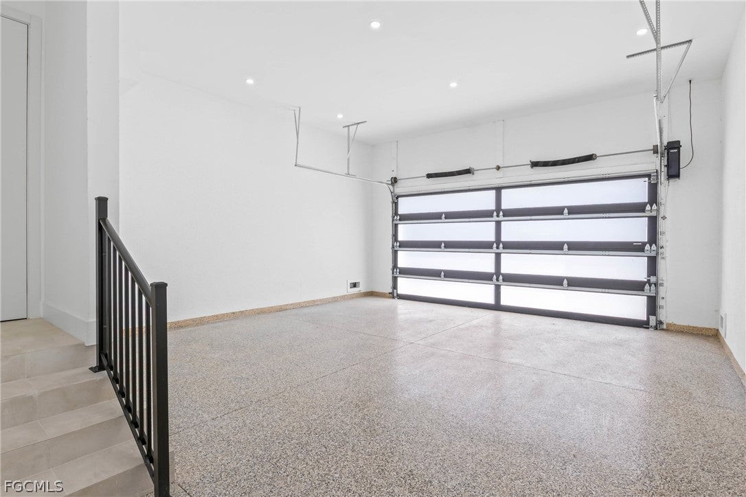 Cape Coral, Florida, 33991, United States, 6 Bedrooms Bedrooms, ,7 BathroomsBathrooms,Residential,Active,2018184