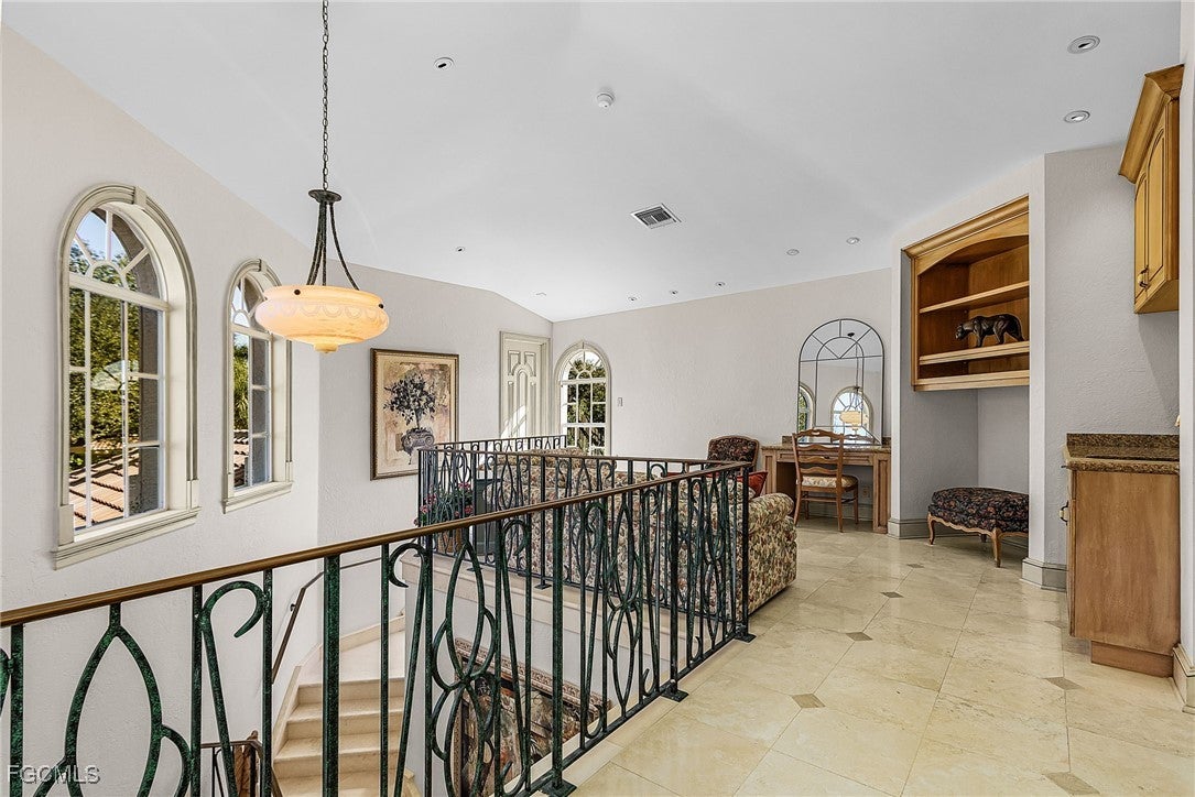 Fort Myers, Florida, 33912, United States, 5 Bedrooms Bedrooms, ,6 BathroomsBathrooms,Residential,Active,2009851