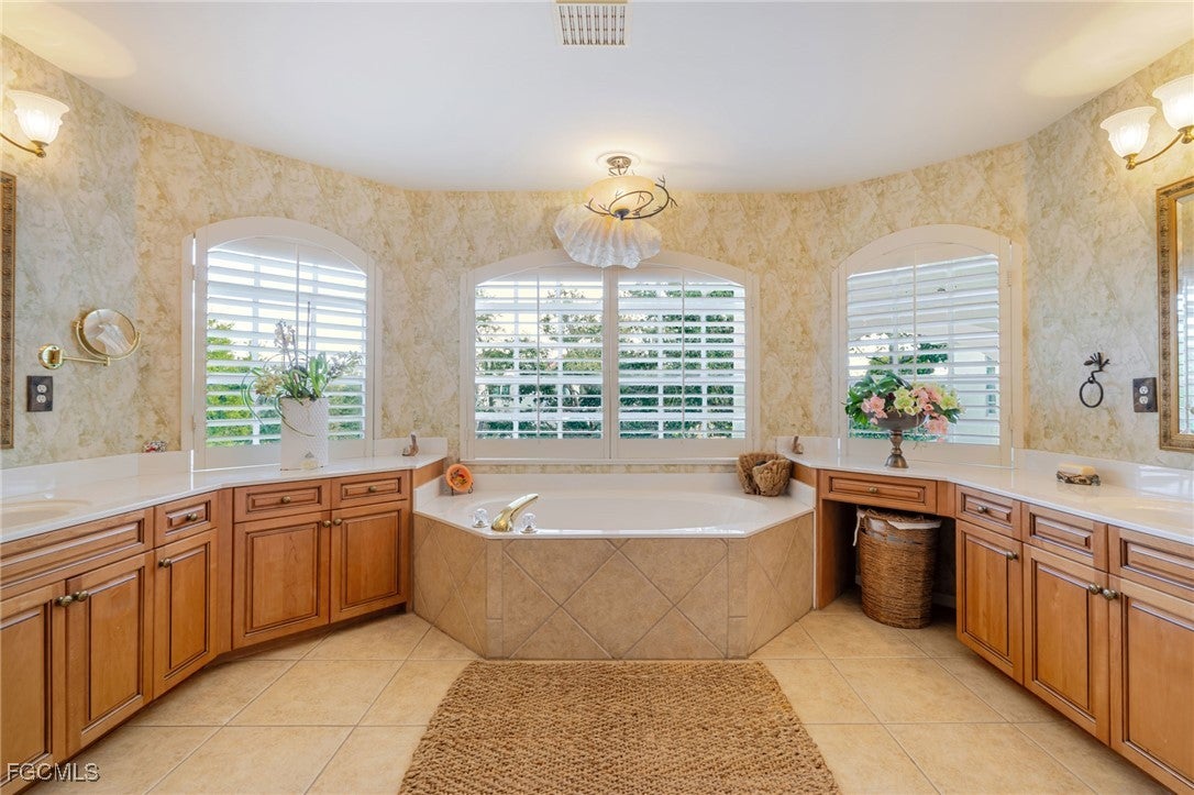 Fort Myers, Florida, 33908, United States, 5 Bedrooms Bedrooms, ,4 BathroomsBathrooms,Residential,Active,1963273