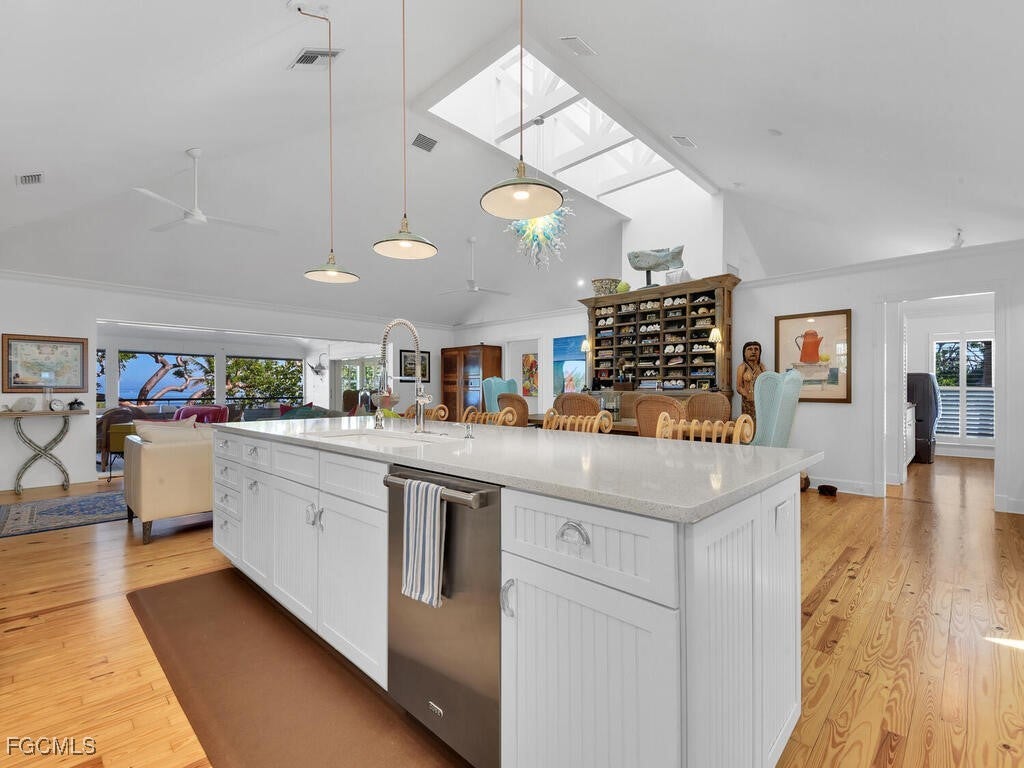 Bokeelia, Florida, 33922, United States, 3 Bedrooms Bedrooms, ,4 BathroomsBathrooms,Residential,Active,2007041