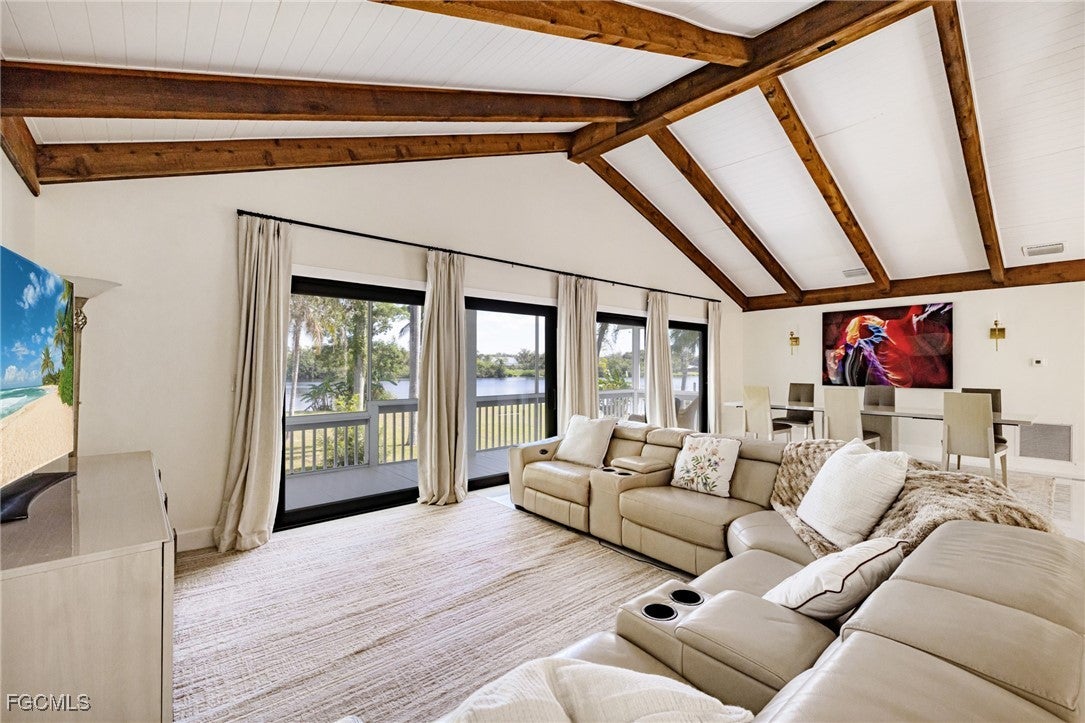 Alva, Florida, 33920, United States, 6 Bedrooms Bedrooms, ,4 BathroomsBathrooms,Residential,Active,2010171