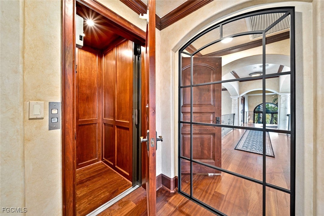 Sanibel, Florida, 33957, United States, 4 Bedrooms Bedrooms, ,5 BathroomsBathrooms,Residential,Active,2003562