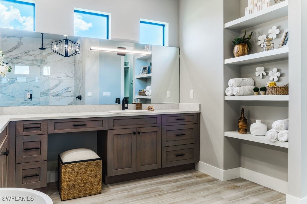 Cape Coral, Florida, 33914, United States, ,5 BathroomsBathrooms,Residential,Active,1867920