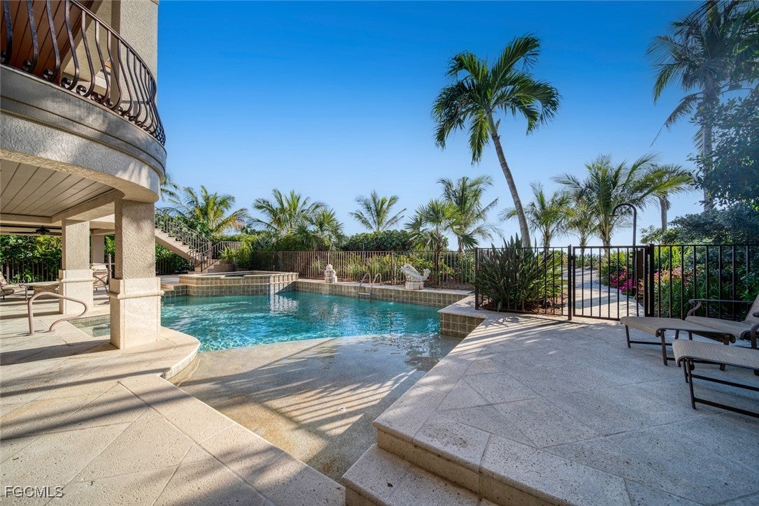 Sanibel, Florida, 33957, United States, 4 Bedrooms Bedrooms, ,5 BathroomsBathrooms,Residential,Active,2003562