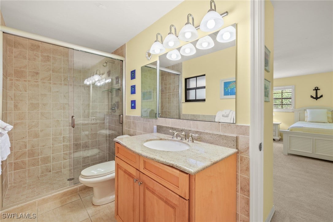 Fort Myers, Florida, 33919, United States, 5 Bedrooms Bedrooms, ,6 BathroomsBathrooms,Residential,Active,1973317