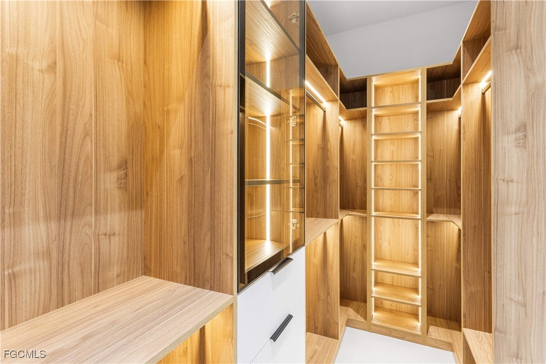 Cape Coral, Florida, 33914, United States, 4 Bedrooms Bedrooms, ,5 BathroomsBathrooms,Residential,Active,1997598