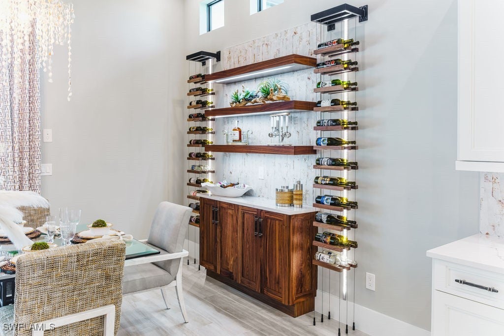 Cape Coral, Florida, 33914, United States, ,5 BathroomsBathrooms,Residential,Active,1867920