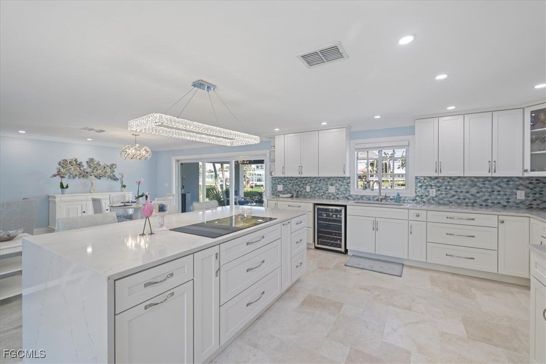 Fort Myers Beach, Florida, 33931, United States, 3 Bedrooms Bedrooms, ,3 BathroomsBathrooms,Residential,Active,1902947