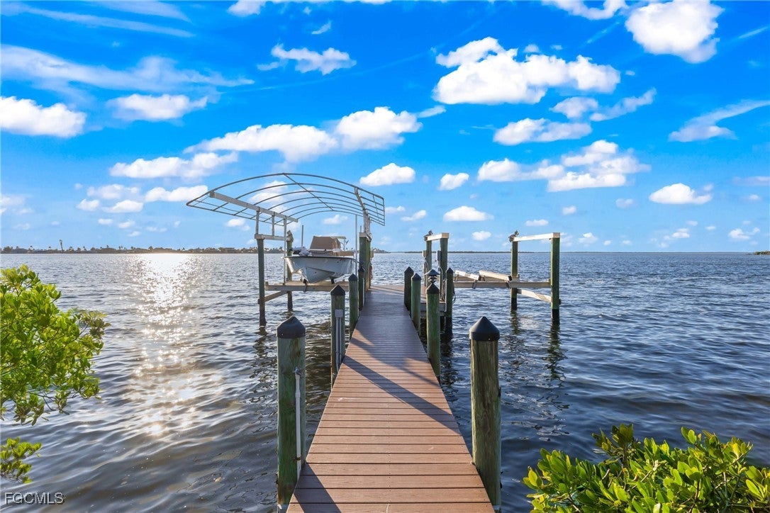 Matlacha, Florida, 33993, United States, 3 Bedrooms Bedrooms, ,5 BathroomsBathrooms,Residential,Active,2013670