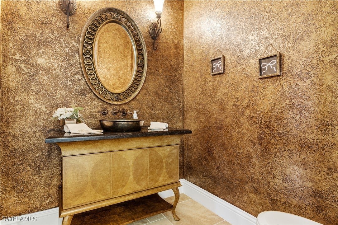 Cape Coral, Florida, 33904, United States, 3 Bedrooms Bedrooms, ,4 BathroomsBathrooms,Residential,Active,1798043