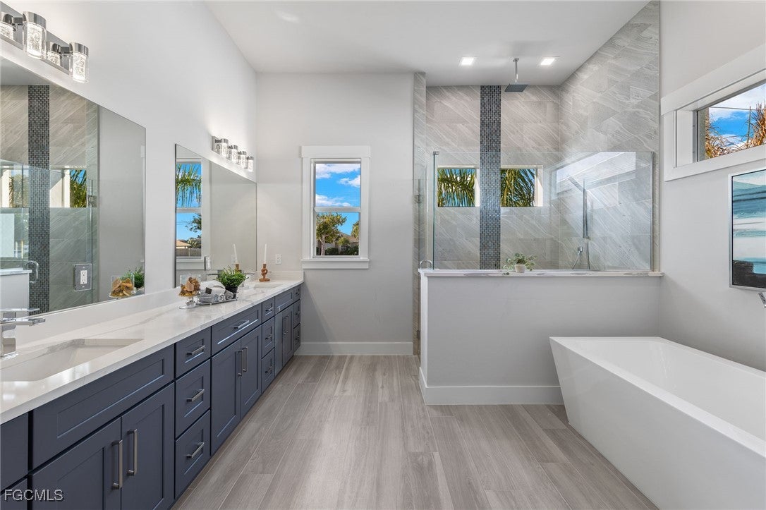 Cape Coral, Florida, 33914, United States, 4 Bedrooms Bedrooms, ,4 BathroomsBathrooms,Residential,Active,1900174