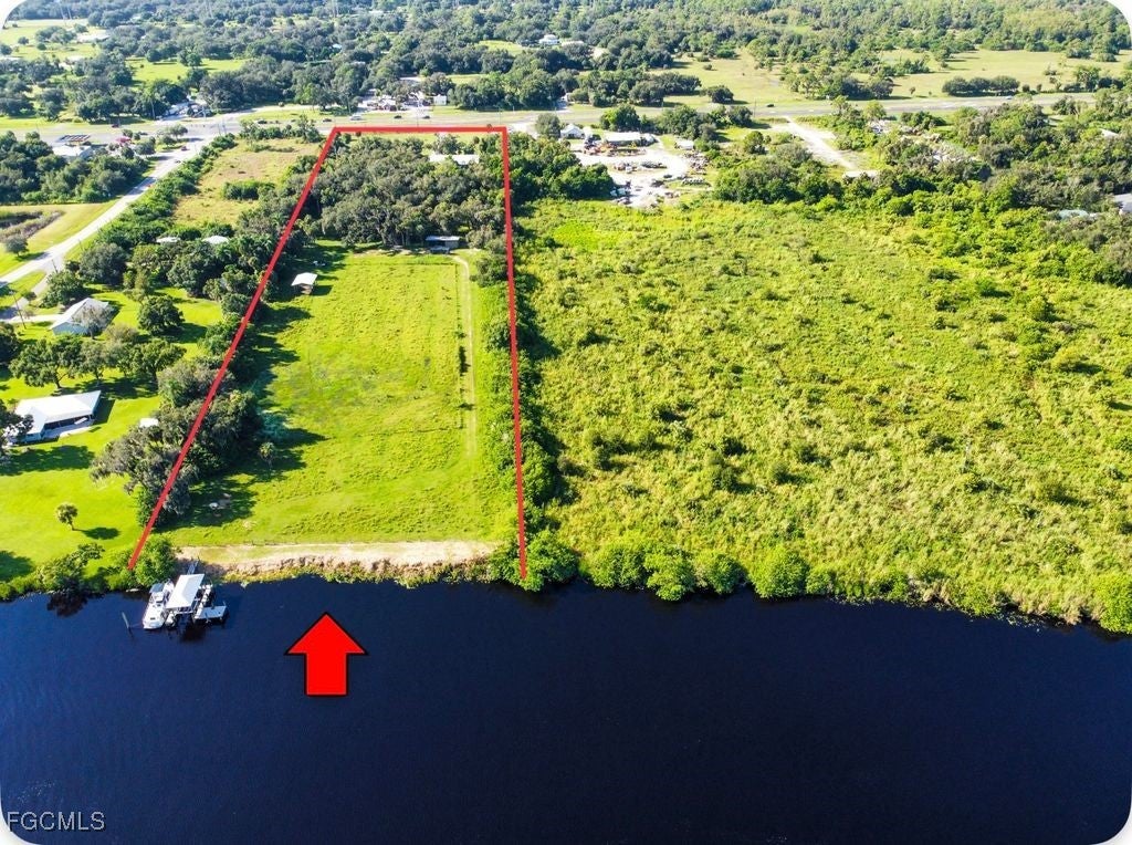 Alva, Florida, 33920, United States, 1 Bedroom Bedrooms, ,1 BathroomBathrooms,Residential,Active,1936413