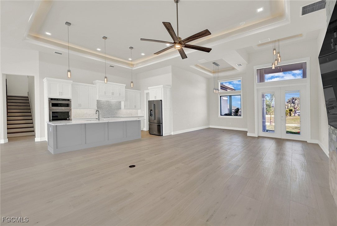 Cape Coral, Florida, 33993, United States, 4 Bedrooms Bedrooms, ,5 BathroomsBathrooms,Residential,Active,1903193