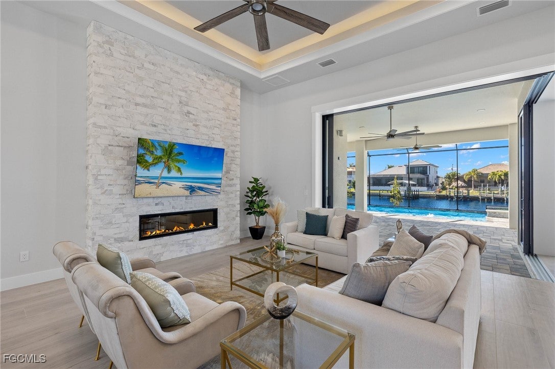 Cape Coral, Florida, 33993, United States, 4 Bedrooms Bedrooms, ,5 BathroomsBathrooms,Residential,Active,1903193
