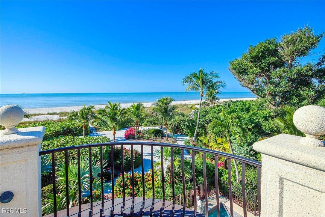 Sanibel, Florida, 33957, United States, 4 Bedrooms Bedrooms, ,5 BathroomsBathrooms,Residential,Active,2003562