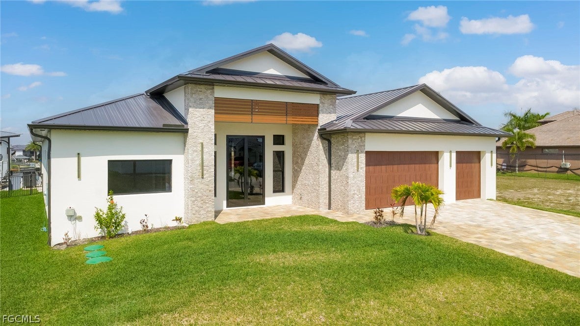 Cape Coral, Florida, 33993, United States, 3 Bedrooms Bedrooms, ,3 BathroomsBathrooms,Residential,Active,2024179