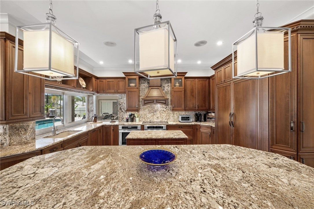 Cape Coral, Florida, 33904, United States, 5 Bedrooms Bedrooms, ,5 BathroomsBathrooms,Residential,Active,1905071