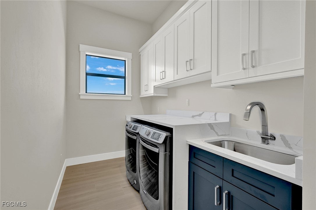 Cape Coral, Florida, 33993, United States, 4 Bedrooms Bedrooms, ,5 BathroomsBathrooms,Residential,Active,1903193