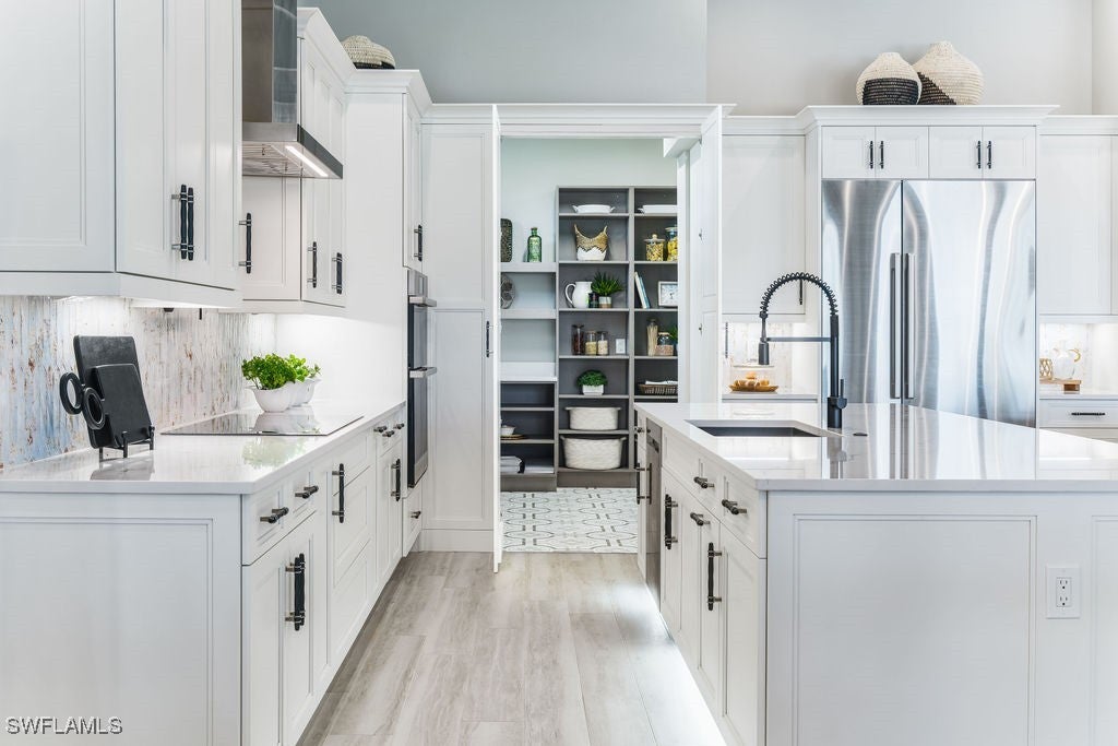 Cape Coral, Florida, 33914, United States, ,5 BathroomsBathrooms,Residential,Active,1867920