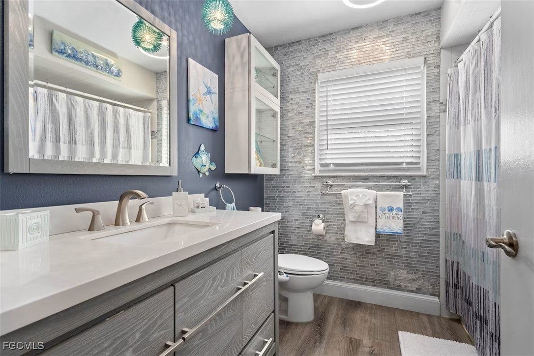 St. James City, Florida, 33956, United States, 4 Bedrooms Bedrooms, ,3 BathroomsBathrooms,Residential,Active,1986907