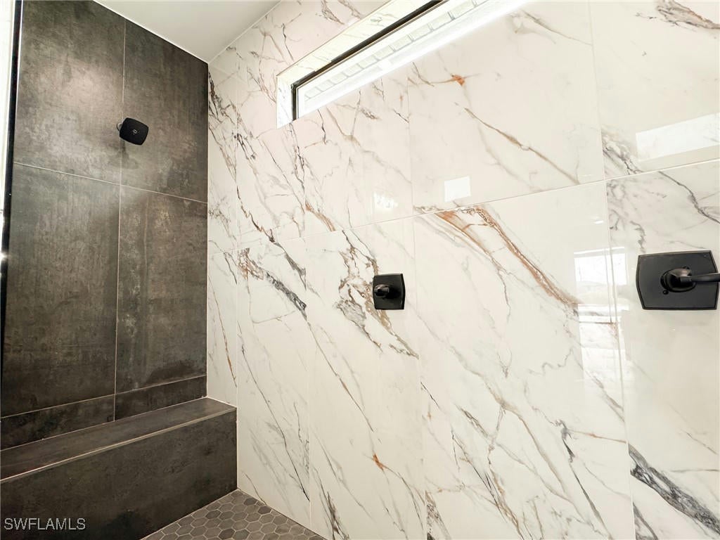 Cape Coral, Florida, 33993, United States, ,2 BathroomsBathrooms,Residential,Active,1780403