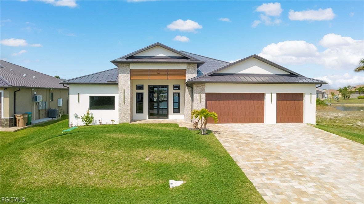 Cape Coral, Florida, 33993, United States, 3 Bedrooms Bedrooms, ,3 BathroomsBathrooms,Residential,Active,2024179