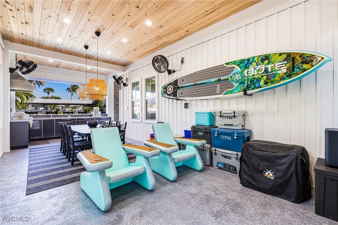 Bokeelia, Florida, 33922, United States, 4 Bedrooms Bedrooms, ,2 BathroomsBathrooms,Residential,Active,1992253