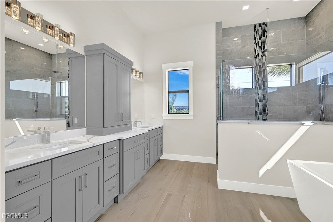 Cape Coral, Florida, 33993, United States, 4 Bedrooms Bedrooms, ,5 BathroomsBathrooms,Residential,Active,1903193