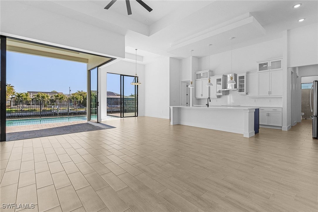 Cape Coral, Florida, 33993, United States, 4 Bedrooms Bedrooms, ,3 BathroomsBathrooms,Residential,Active,1715430
