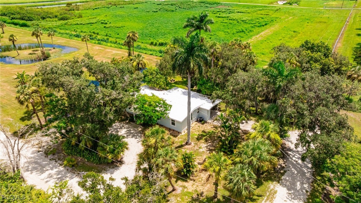 Alva, Florida, 33920, United States, 6 Bedrooms Bedrooms, ,4 BathroomsBathrooms,Residential,Active,2010171