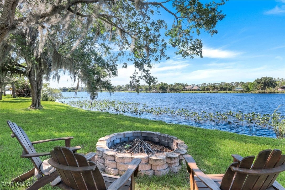 Alva, Florida, 33920, United States, 4 Bedrooms Bedrooms, ,5 BathroomsBathrooms,Residential,Active,1764865