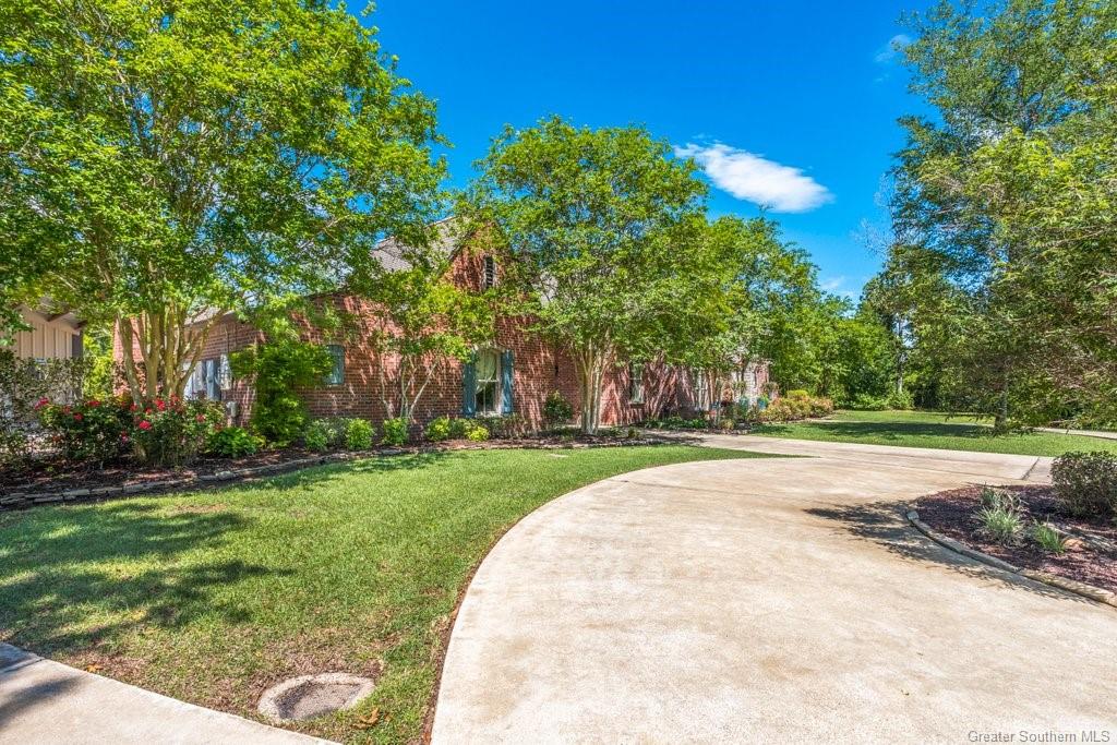 Lake Charles, Louisiana, 70611, United States, 4 Bedrooms Bedrooms, ,4 BathroomsBathrooms,Residential,Active,1990588