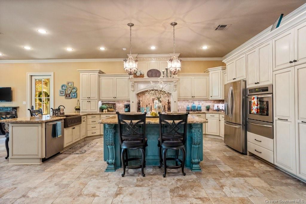 Lake Charles, Louisiana, 70611, United States, 4 Bedrooms Bedrooms, ,4 BathroomsBathrooms,Residential,Active,1990588