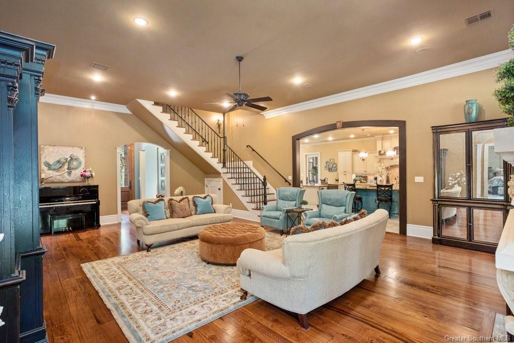 Lake Charles, Louisiana, 70611, United States, 4 Bedrooms Bedrooms, ,4 BathroomsBathrooms,Residential,Active,1990588