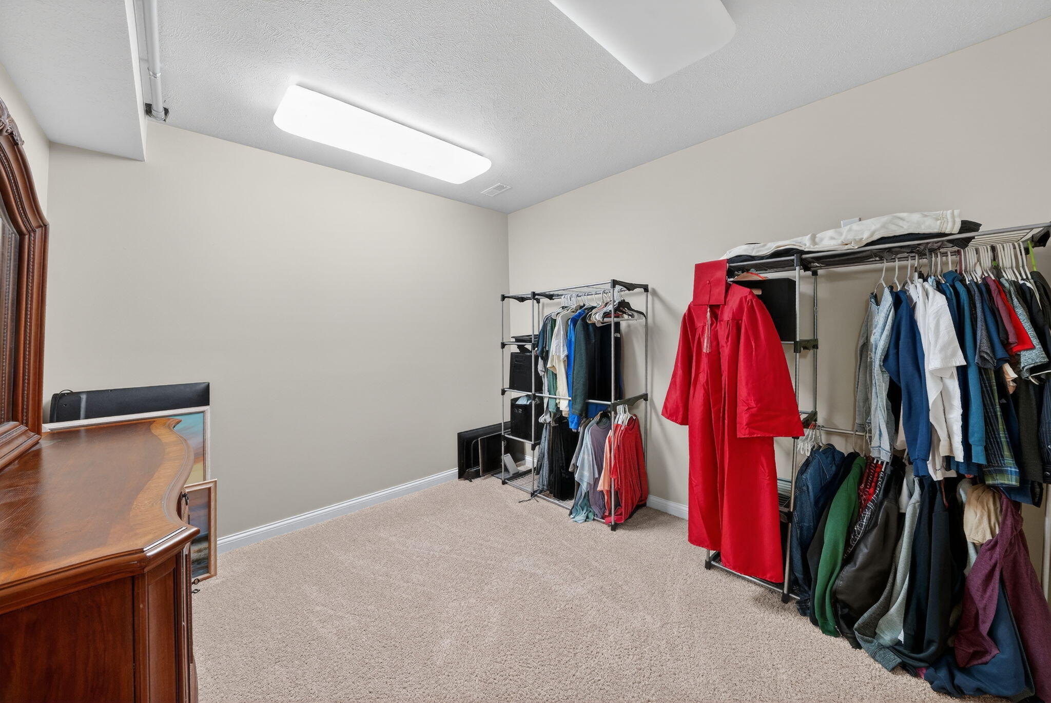 Stevensville, Michigan, 49127, United States, 5 Bedrooms Bedrooms, ,5 BathroomsBathrooms,Residential,Active,2008291